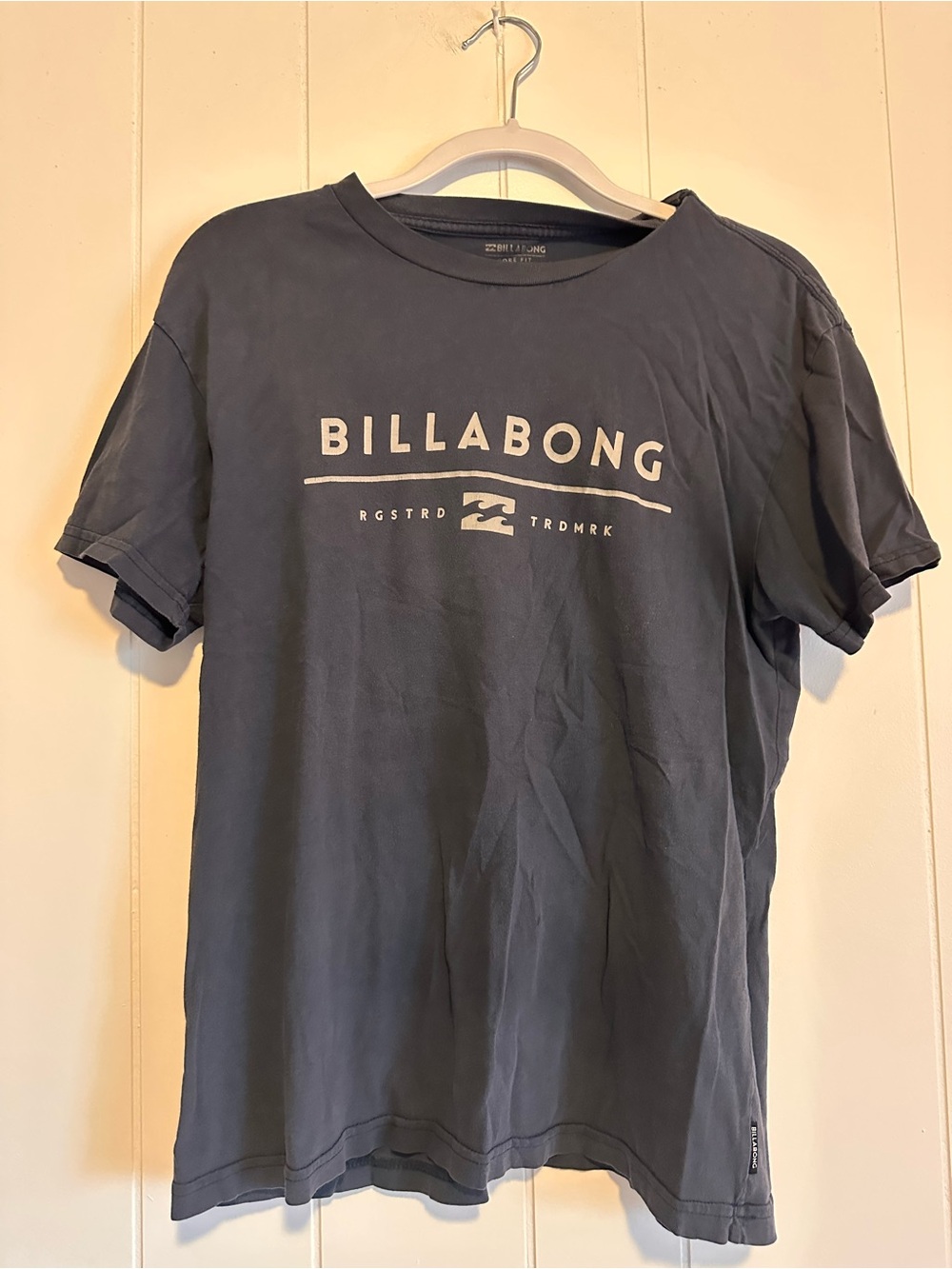 Men’s Billabong Navy blue TShirt